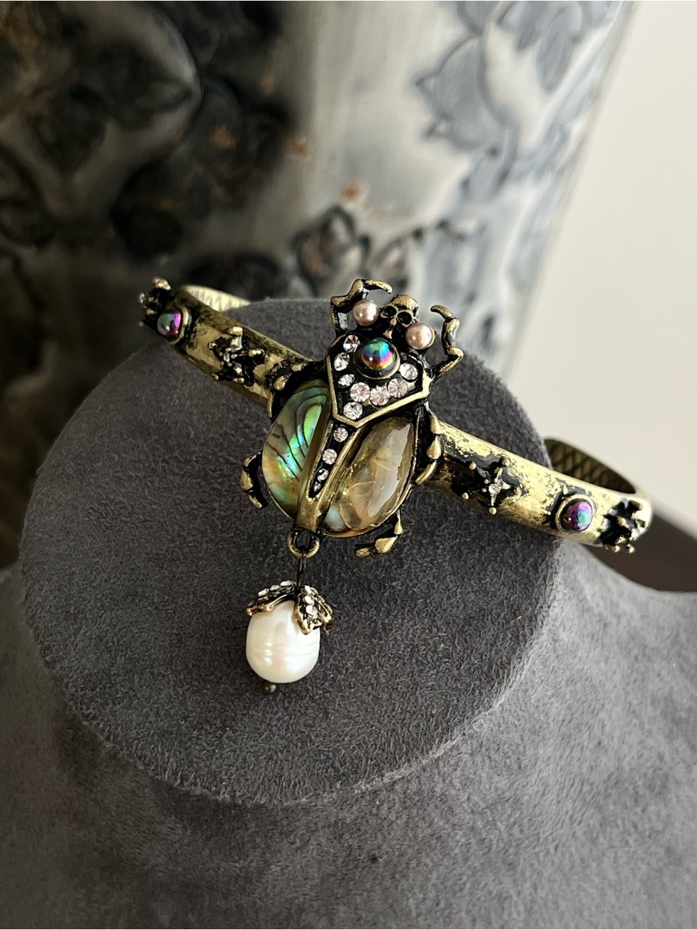 Vintage-Inspired Natural Abalone Pearl Beetle Insect Bronze Gold Cuff Bangle